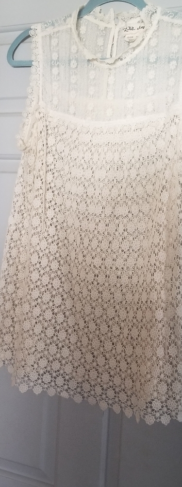 Anthropologie crocheted sleeveless blouse
